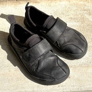 Lightly used Kids Vivobarefoot Black, size 10/11 barefoot shoes. Rare to find!